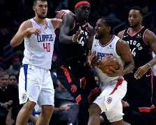 关于洛杉矶快船发布备战花絮;加时末段内部沟通;NBA总决赛任务艰巨;更衣室氛围转暖的信息 关于洛杉矶快船发布备战花絮;加时末段内部沟通;NBA总决赛任务艰巨;更衣室氛围转暖的信息