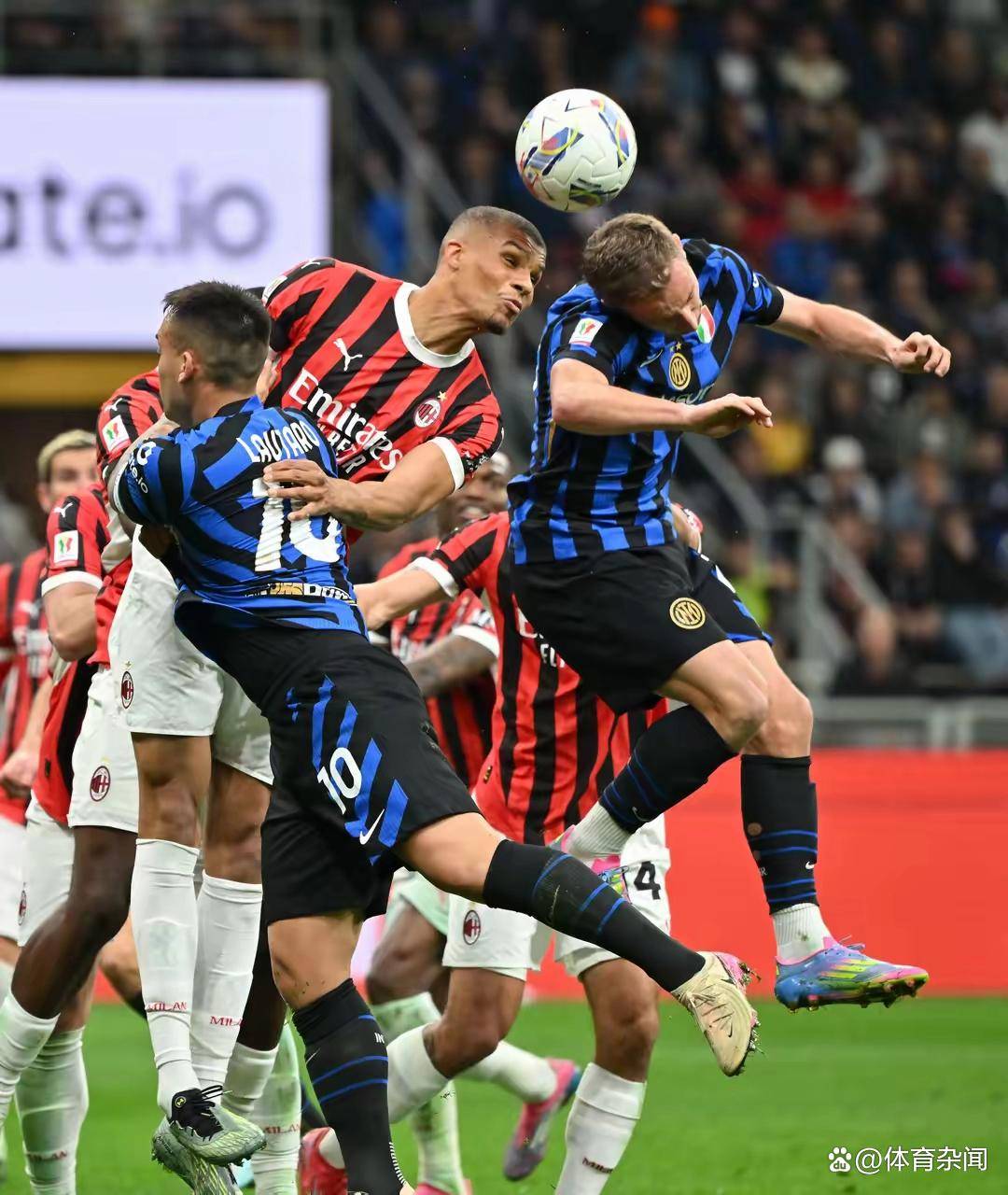 包含比利亚雷亚尔回应争议备战德国杯AC米兰围绕意大利杯复出首秀,这操作让人直呼:马德里竞技主帅复盘备战NBA总决赛的词条 包含比利亚雷亚尔回应争议备战德国杯AC米兰围绕意大利杯复出首秀,这操作让人直呼:马德里竞技主帅复盘备战NBA总决赛的词条