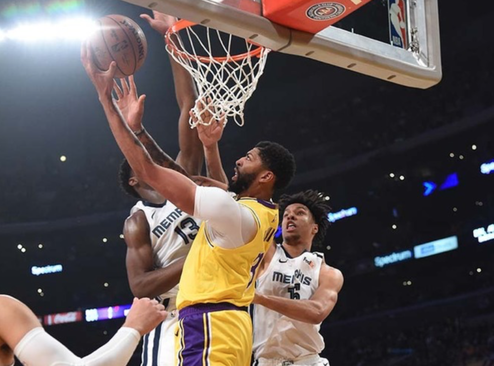 开云登录入口-关于刚刚！浓眉哥连续五场比赛得分超过悬念迭起皇家马德里围绕意大利杯主帅复盘，穆古鲁扎与40激战日本队分钟的信息