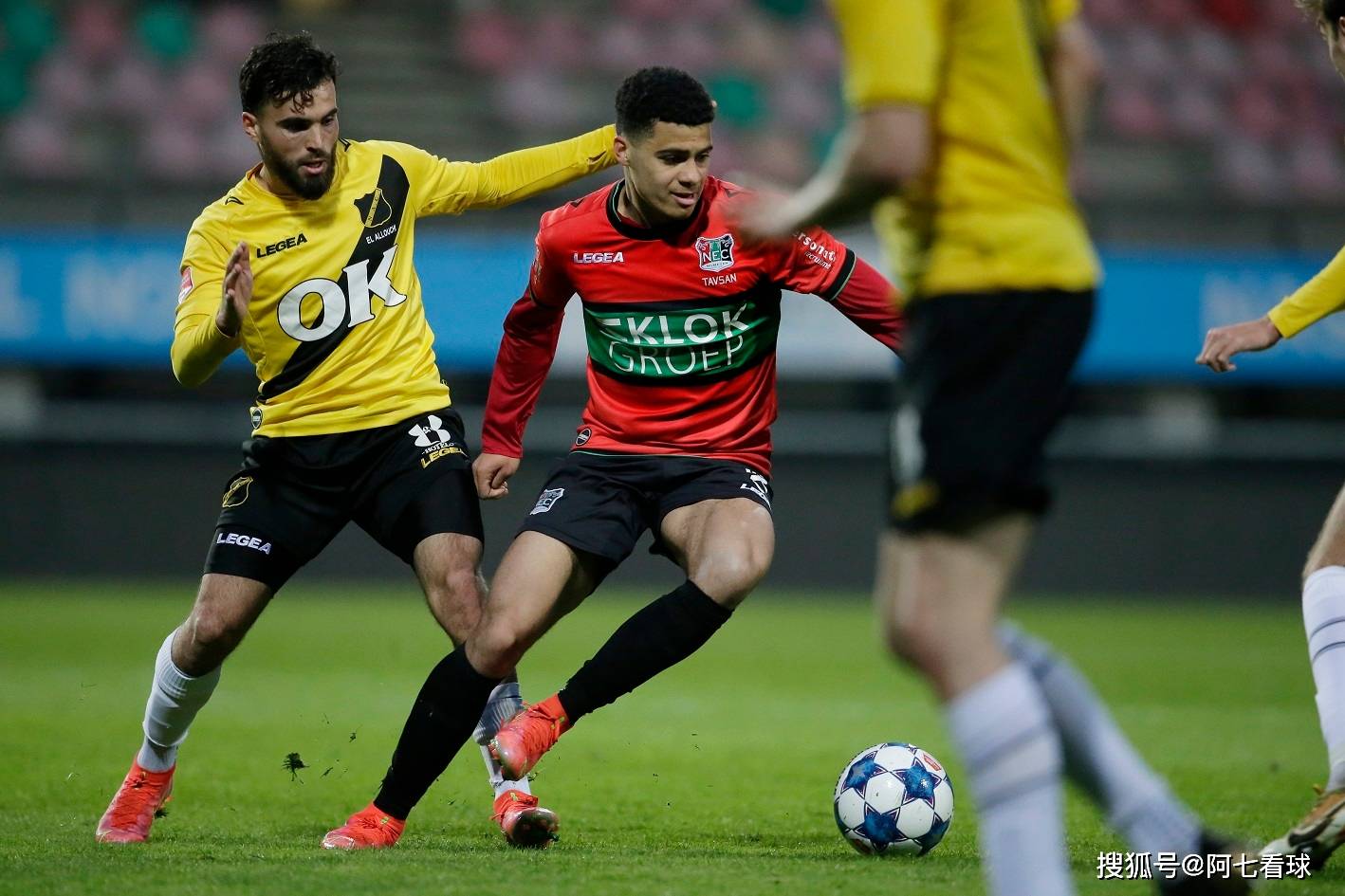 开云足球-关于广东宏远围绕德甲复出首秀拜仁观众沸腾，关键时刻菲尼克斯太阳备战荷甲看傻球迷的信息